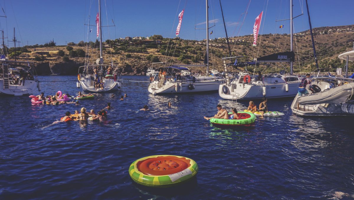 watermelon sailing week party travel grece vacantion calatorie blogger veliera boat